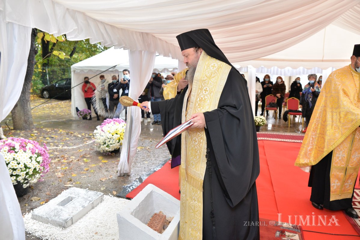 Piatră de temelie pentru noua biserică a Institutului Oncologic din București 188476