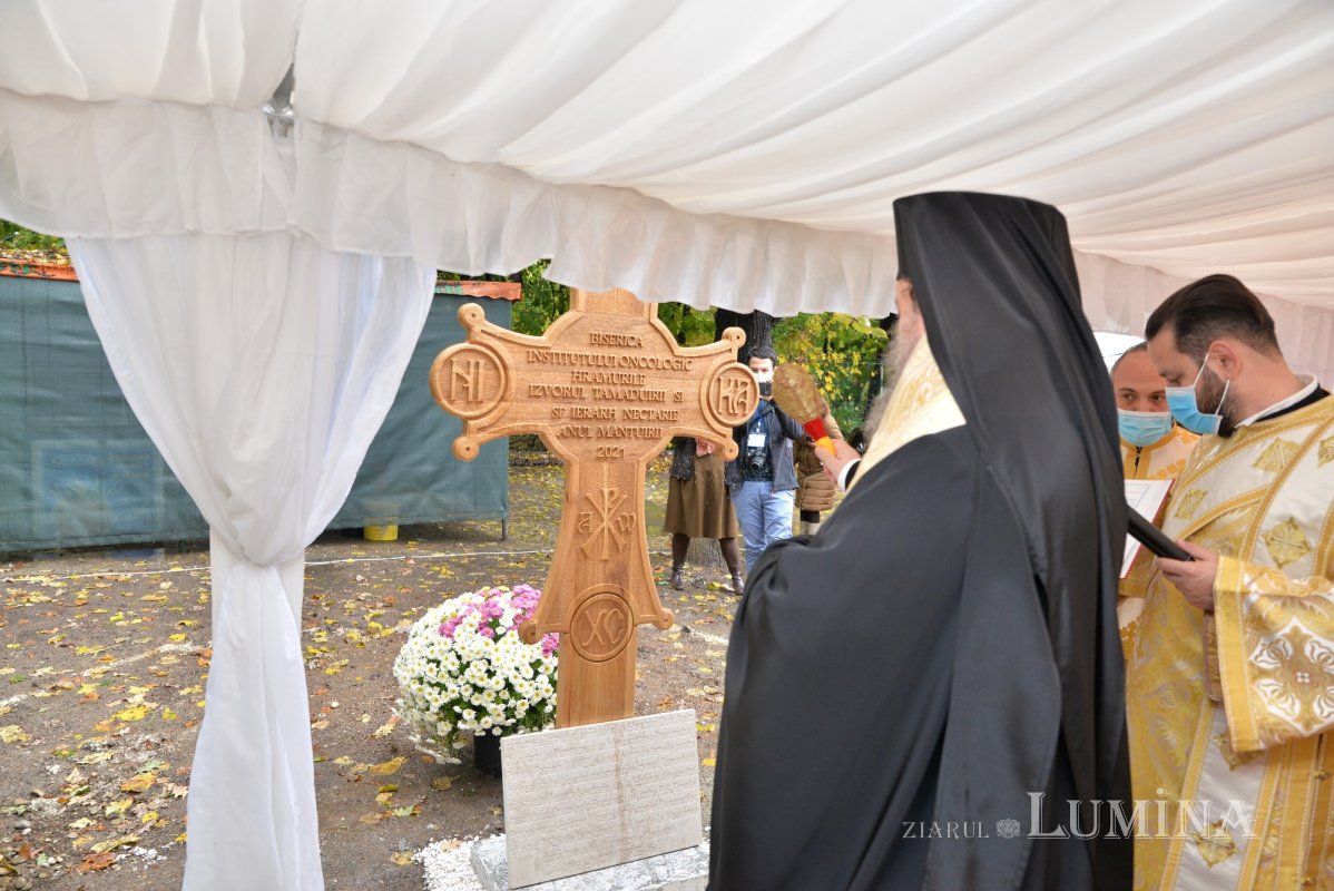 Piatră de temelie pentru noua biserică a Institutului Oncologic din București 188478