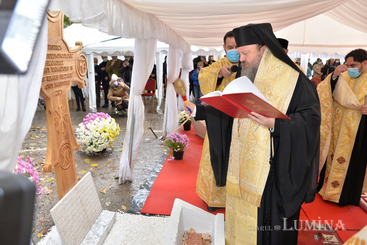 Piatră de temelie pentru noua biserică a Institutului Oncologic din București 188481