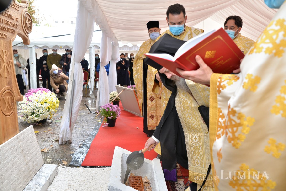 Piatră de temelie pentru noua biserică a Institutului Oncologic din București 188484