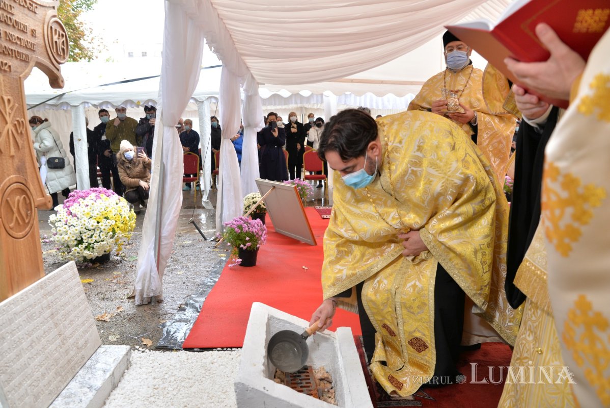 Piatră de temelie pentru noua biserică a Institutului Oncologic din București 188485