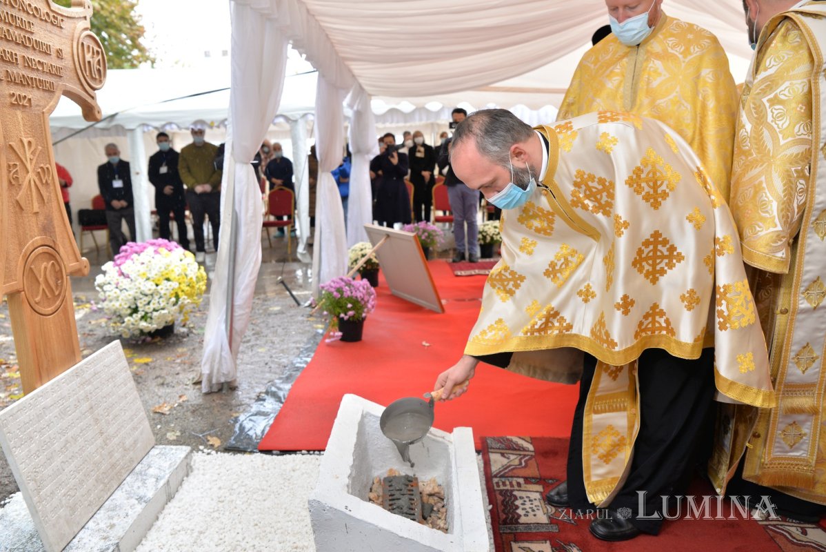 Piatră de temelie pentru noua biserică a Institutului Oncologic din București 188489