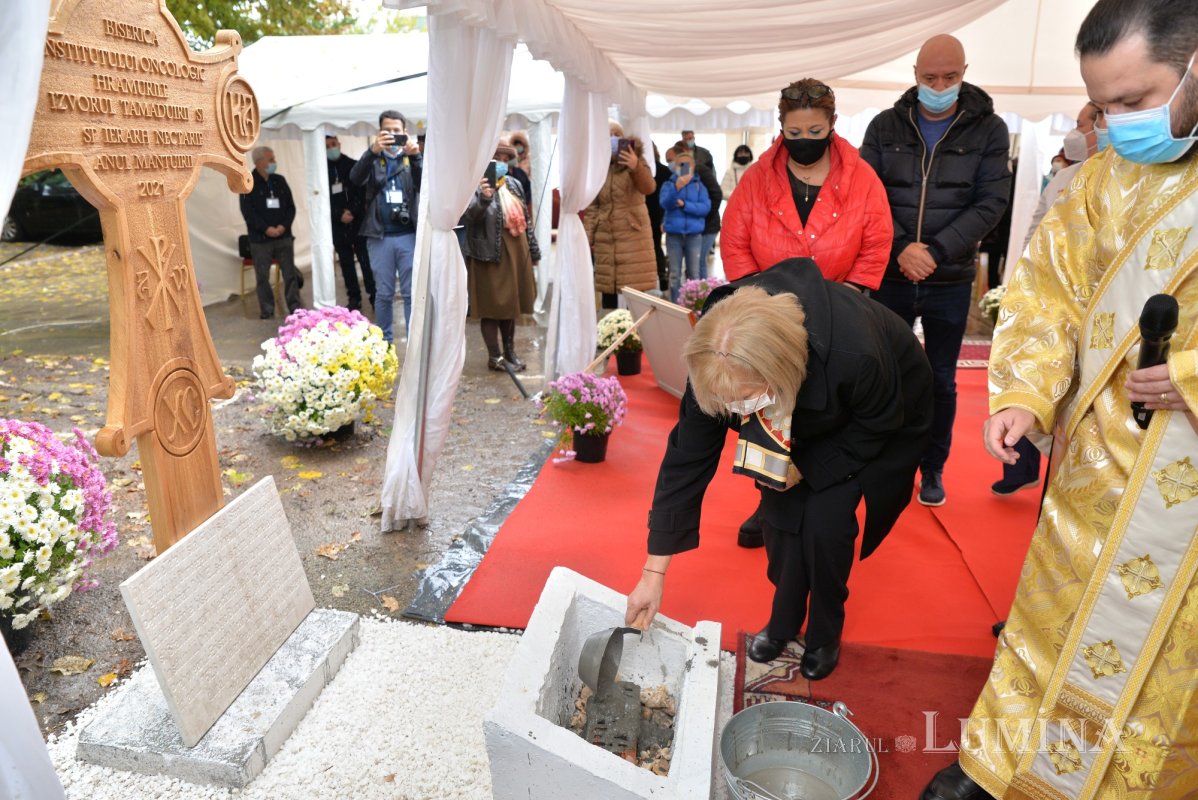 Piatră de temelie pentru noua biserică a Institutului Oncologic din București 188491