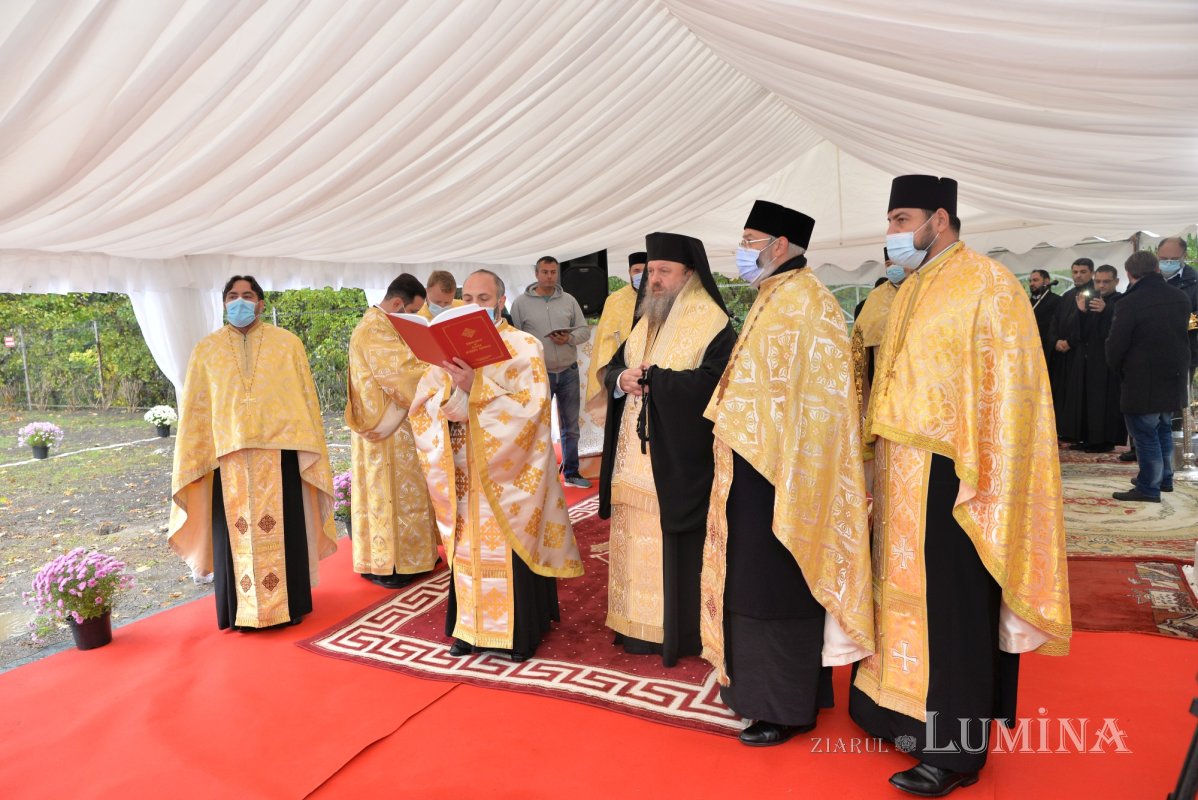 Piatră de temelie pentru noua biserică a Institutului Oncologic din București 188494