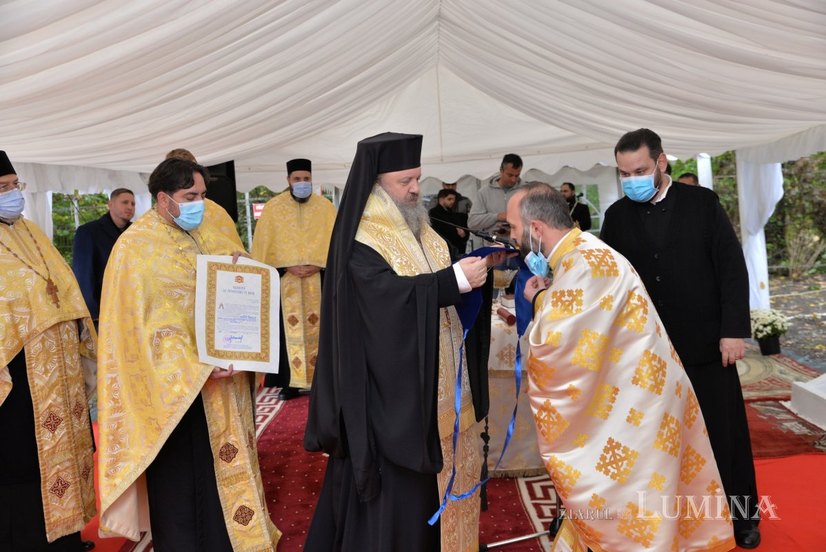 Piatră de temelie pentru noua biserică a Institutului Oncologic din București 188496