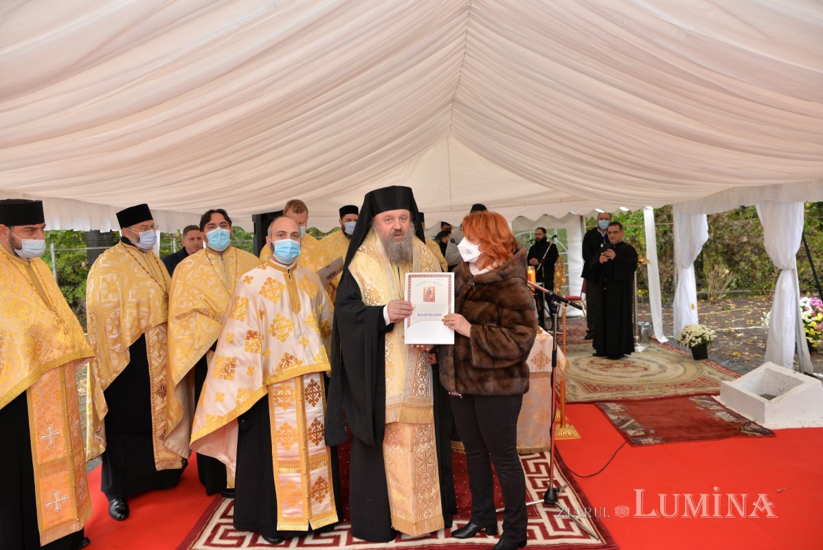 Piatră de temelie pentru noua biserică a Institutului Oncologic din București 188499