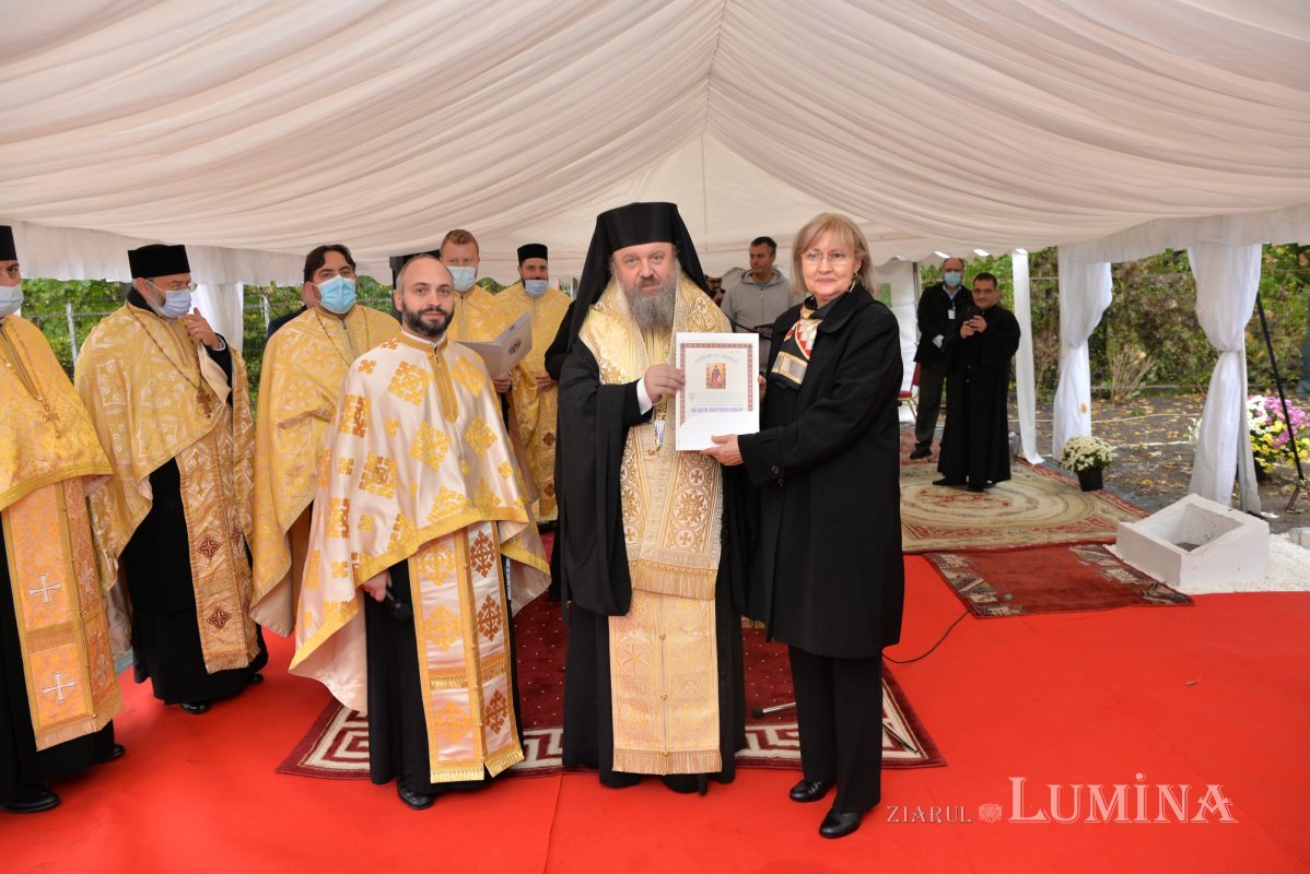 Piatră de temelie pentru noua biserică a Institutului Oncologic din București 188500