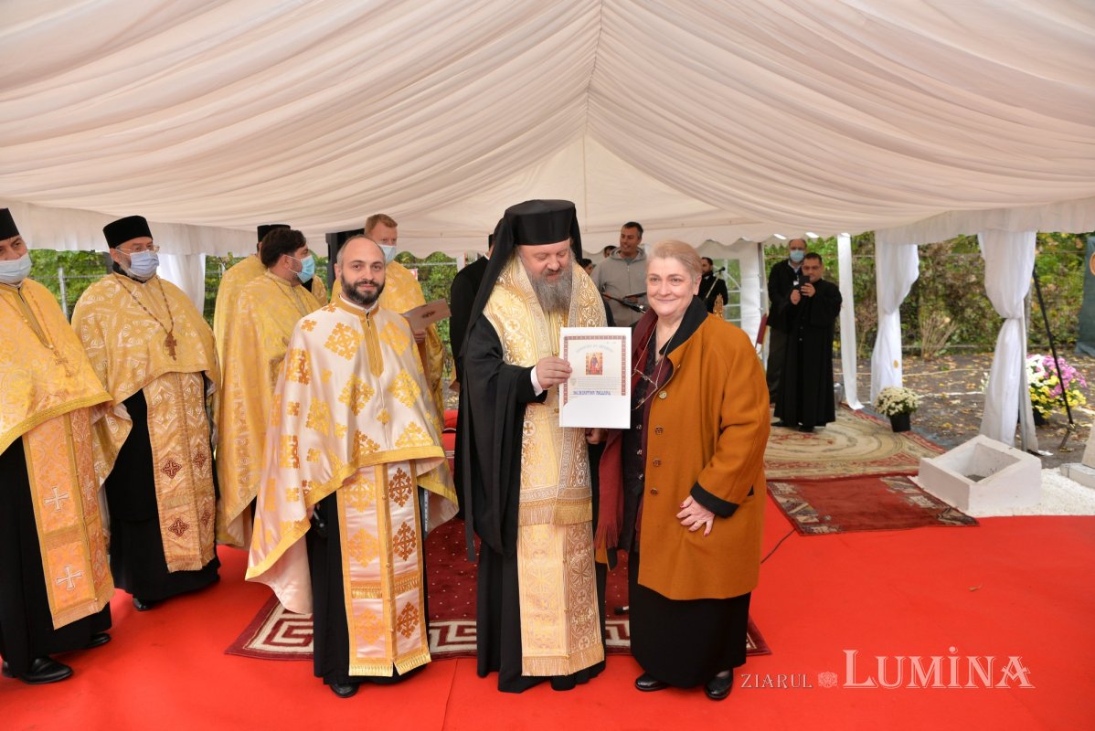 Piatră de temelie pentru noua biserică a Institutului Oncologic din București 188501