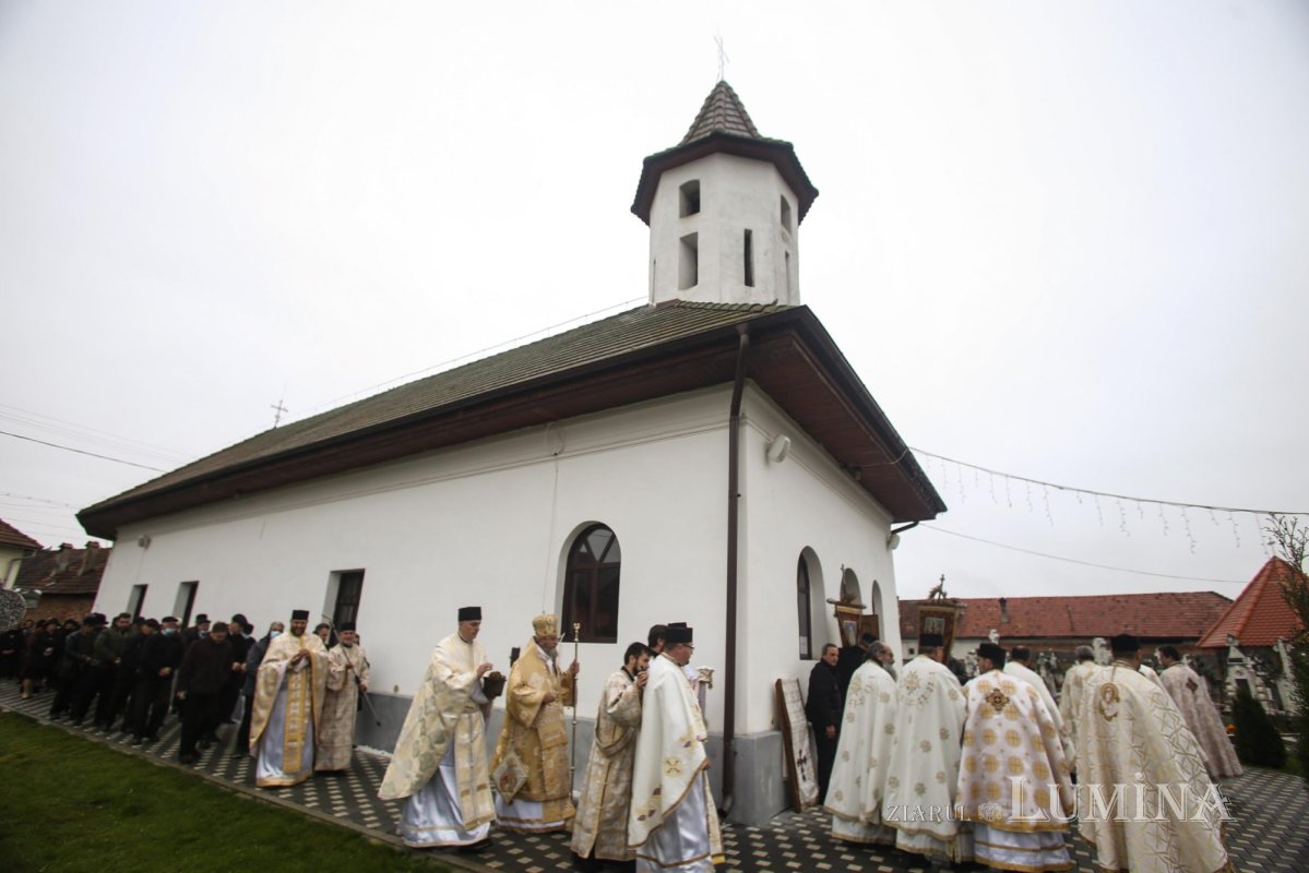 Sărbătoare în comunitatea Parohiei Sâmbăta de Sus, judeţul Braşov 188816