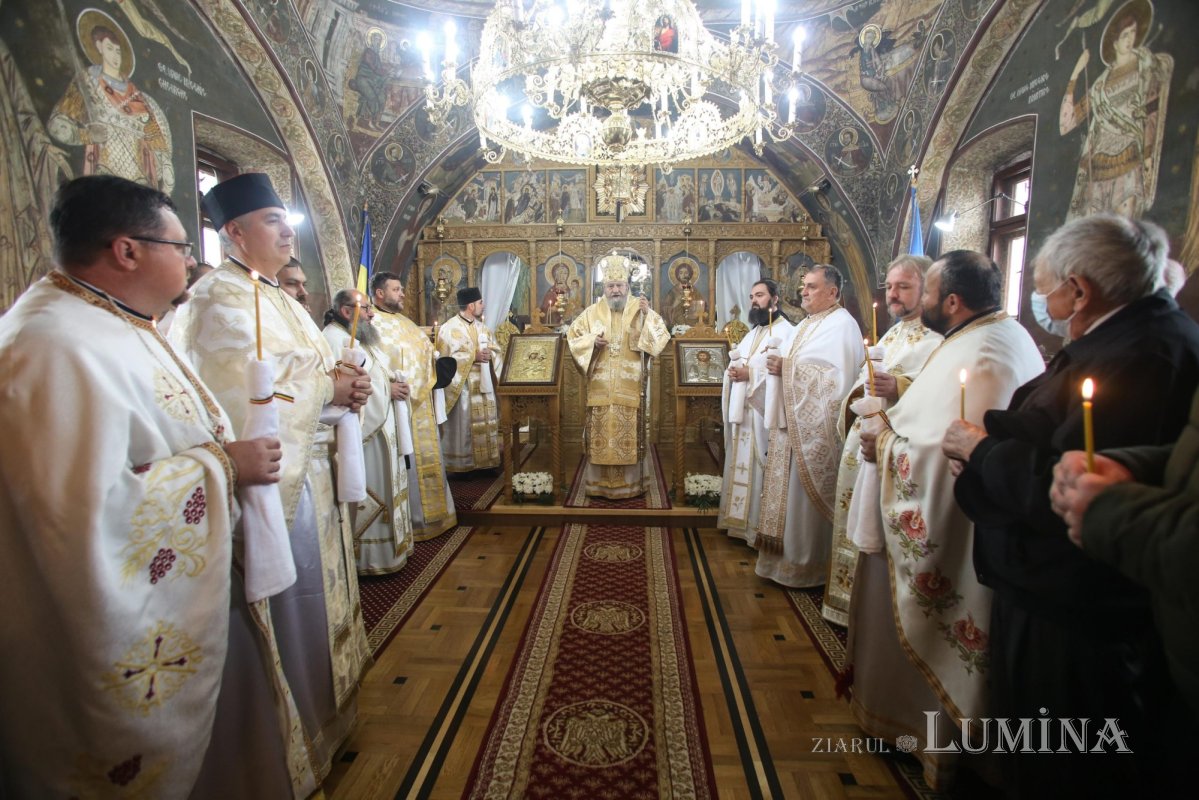 Sărbătoare în comunitatea Parohiei Sâmbăta de Sus, judeţul Braşov 188817