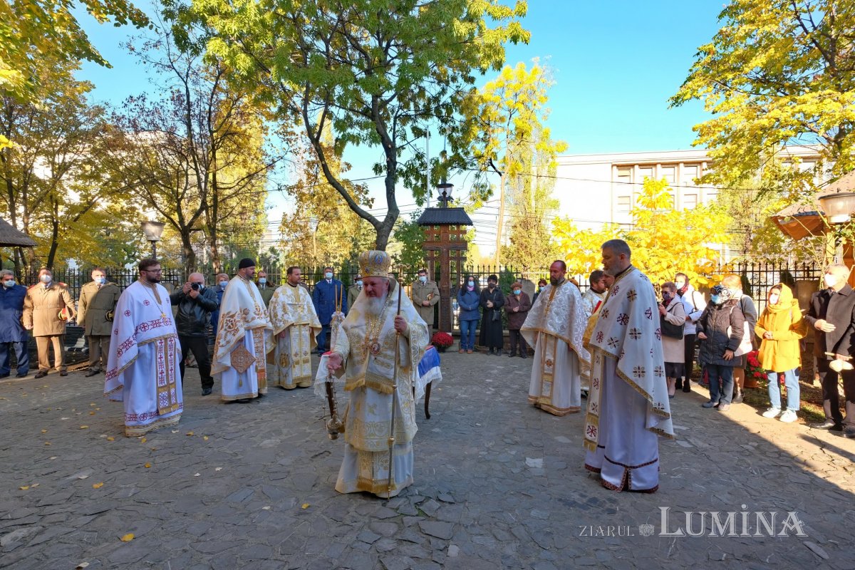 Înnoirea bisericii din incinta Universităţii Naţionale de Apărare „Carol I” 189178