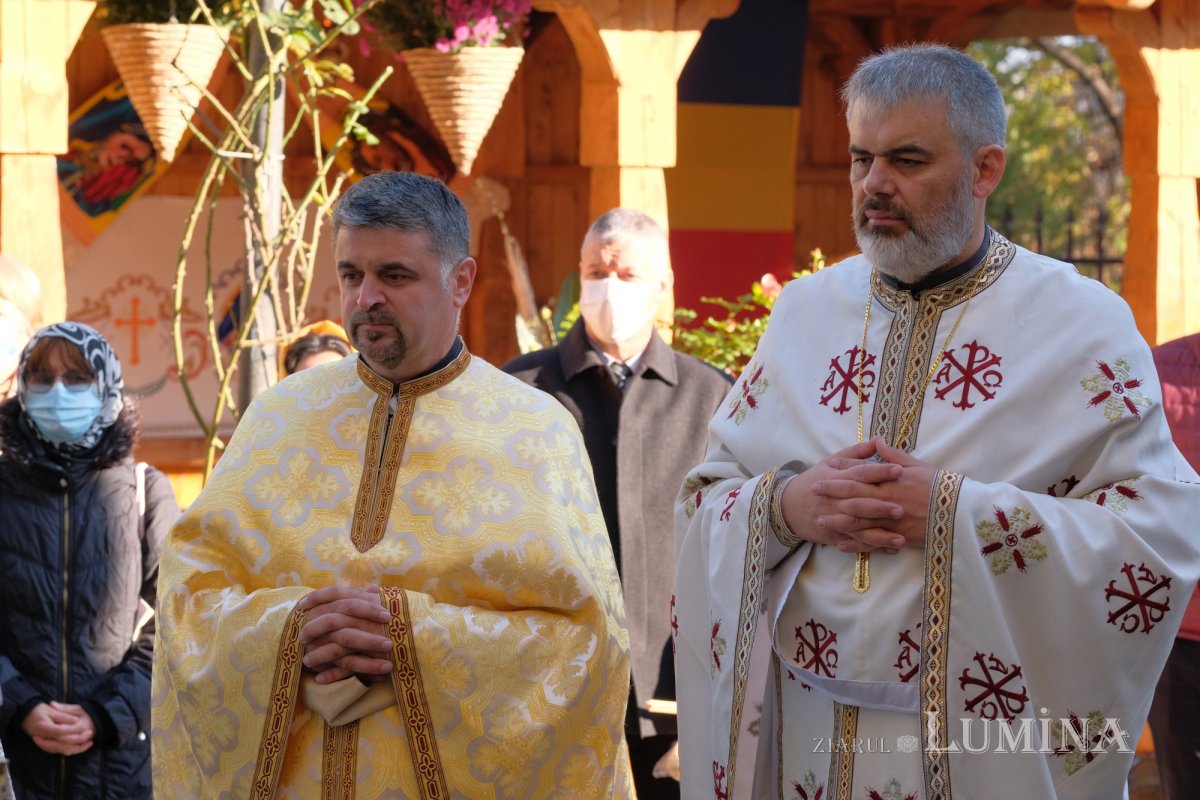 Înnoirea bisericii din incinta Universităţii Naţionale de Apărare „Carol I” 189179