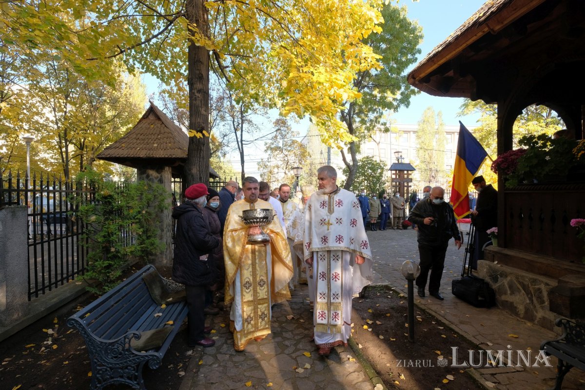 Înnoirea bisericii din incinta Universităţii Naţionale de Apărare „Carol I” 189180