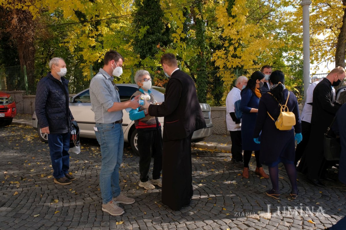 Mângâiere pentru închinătorii care ajung pe Dealul Patriarhiei 189393