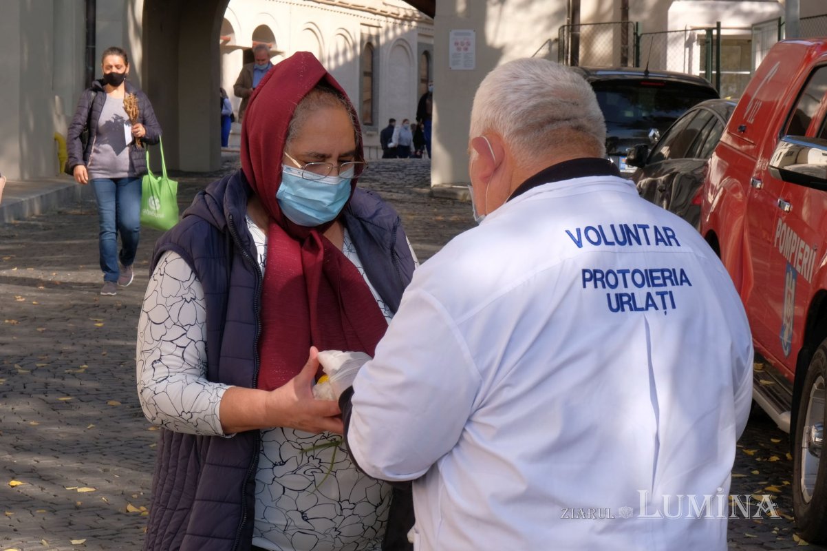 Mângâiere pentru închinătorii care ajung pe Dealul Patriarhiei 189395
