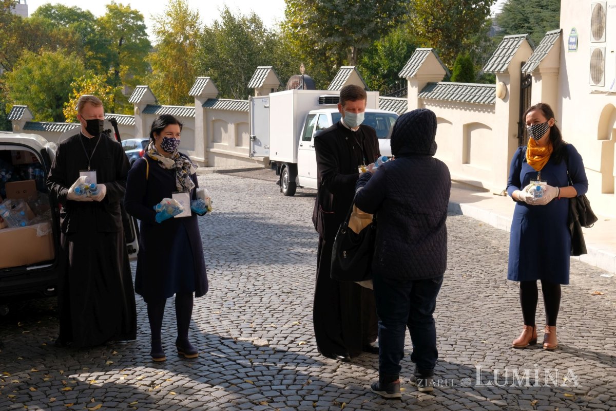 Mângâiere pentru închinătorii care ajung pe Dealul Patriarhiei 189398
