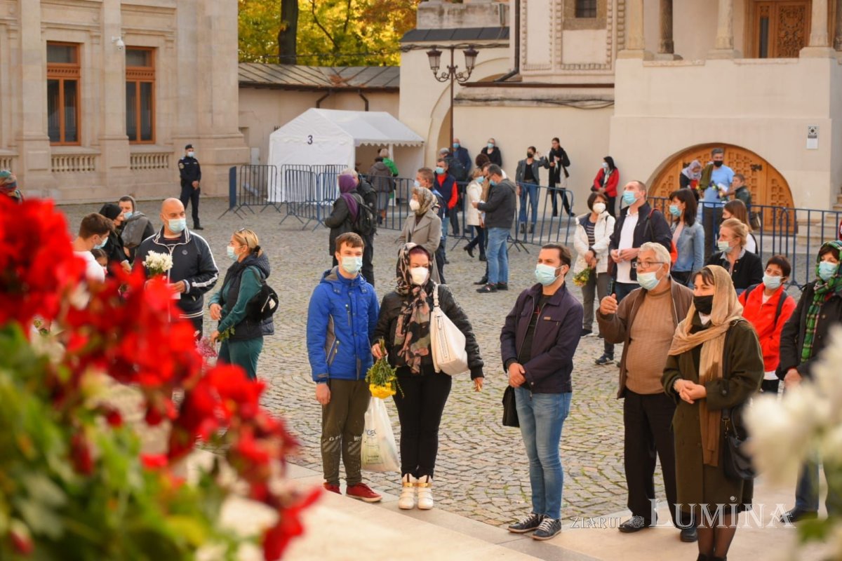 Ceasuri de priveghere pe Colina Bucuriei 189619