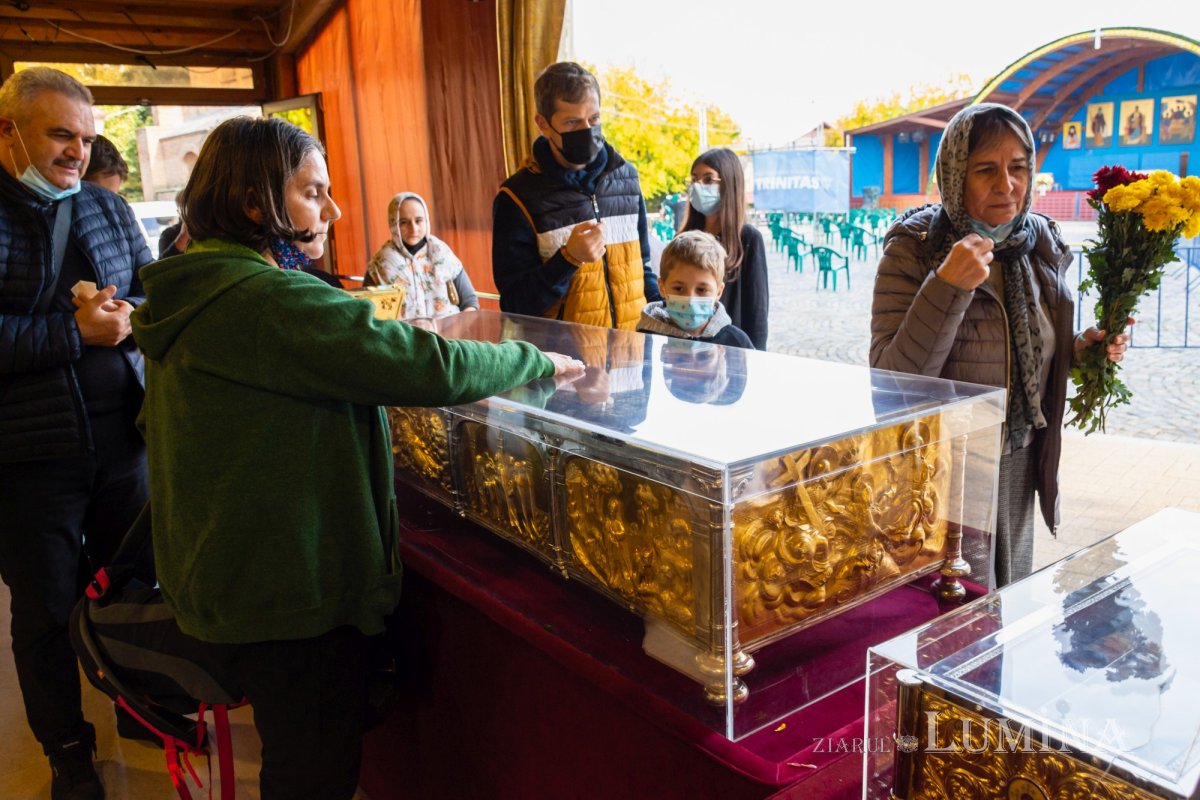 Ceasuri de priveghere pe Colina Bucuriei 189656