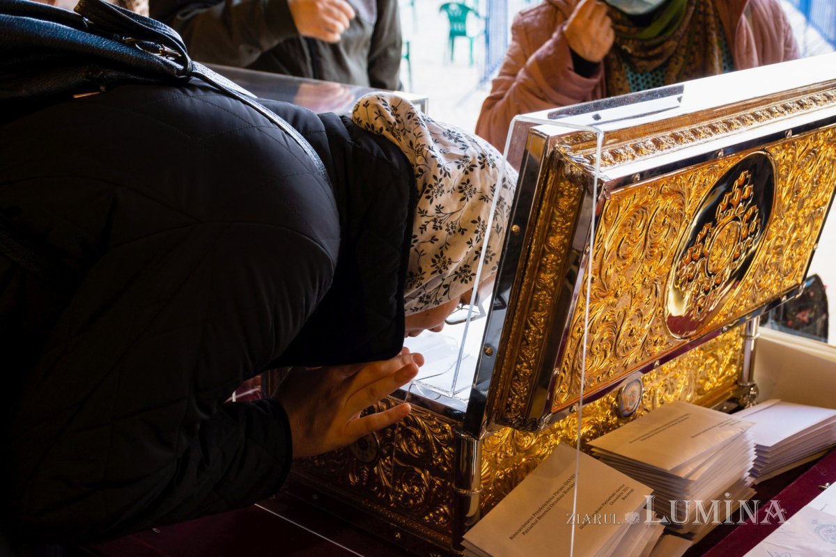 Ceasuri de priveghere pe Colina Bucuriei 189663