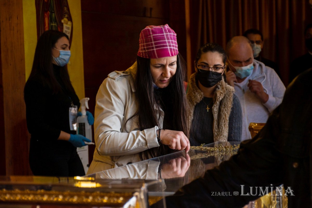 Ceasuri de priveghere pe Colina Bucuriei 189665