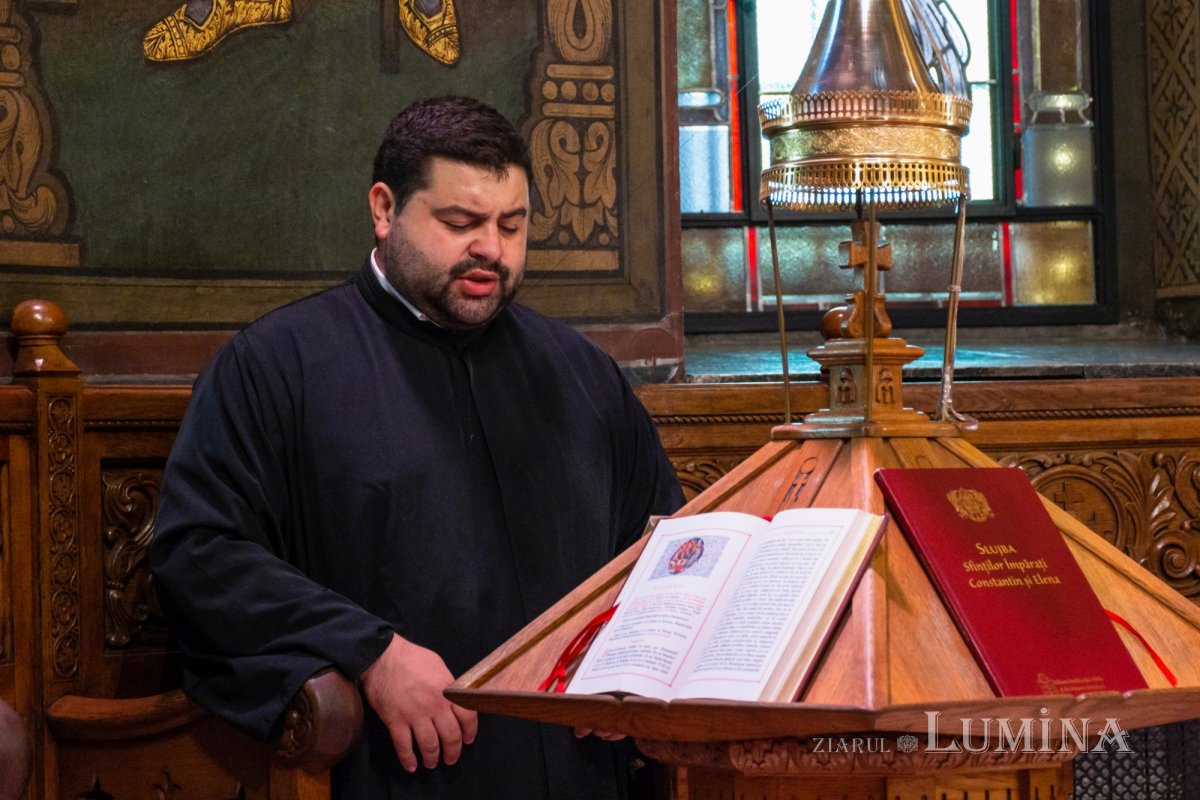 Ceasuri de priveghere pe Colina Bucuriei 189680