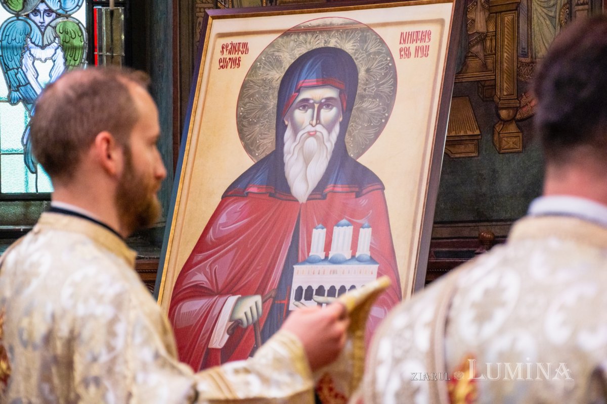 Ceasuri de priveghere pe Colina Bucuriei 189727