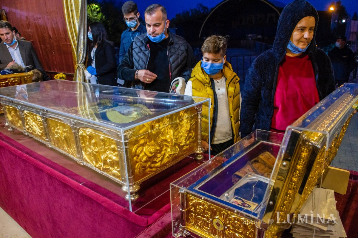 Ceasuri de priveghere pe Colina Bucuriei 189774