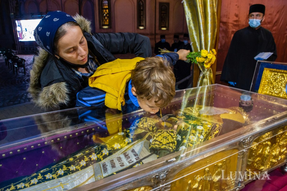 Ceasuri de priveghere pe Colina Bucuriei 189776