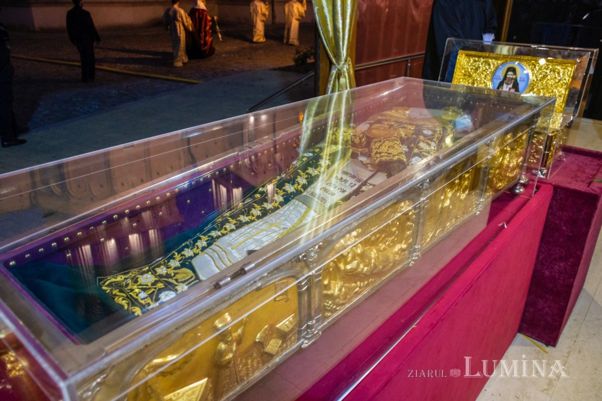 Ceasuri de priveghere pe Colina Bucuriei 189789