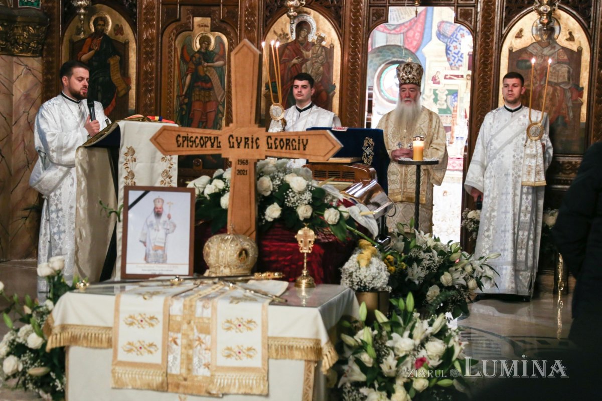 Odihnă veşnică pentru Preasfinţitul Gurie în Catedrala Episcopală din Deva 189501