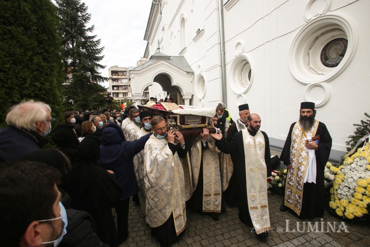 Odihnă veşnică pentru Preasfinţitul Gurie în Catedrala Episcopală din Deva 189538