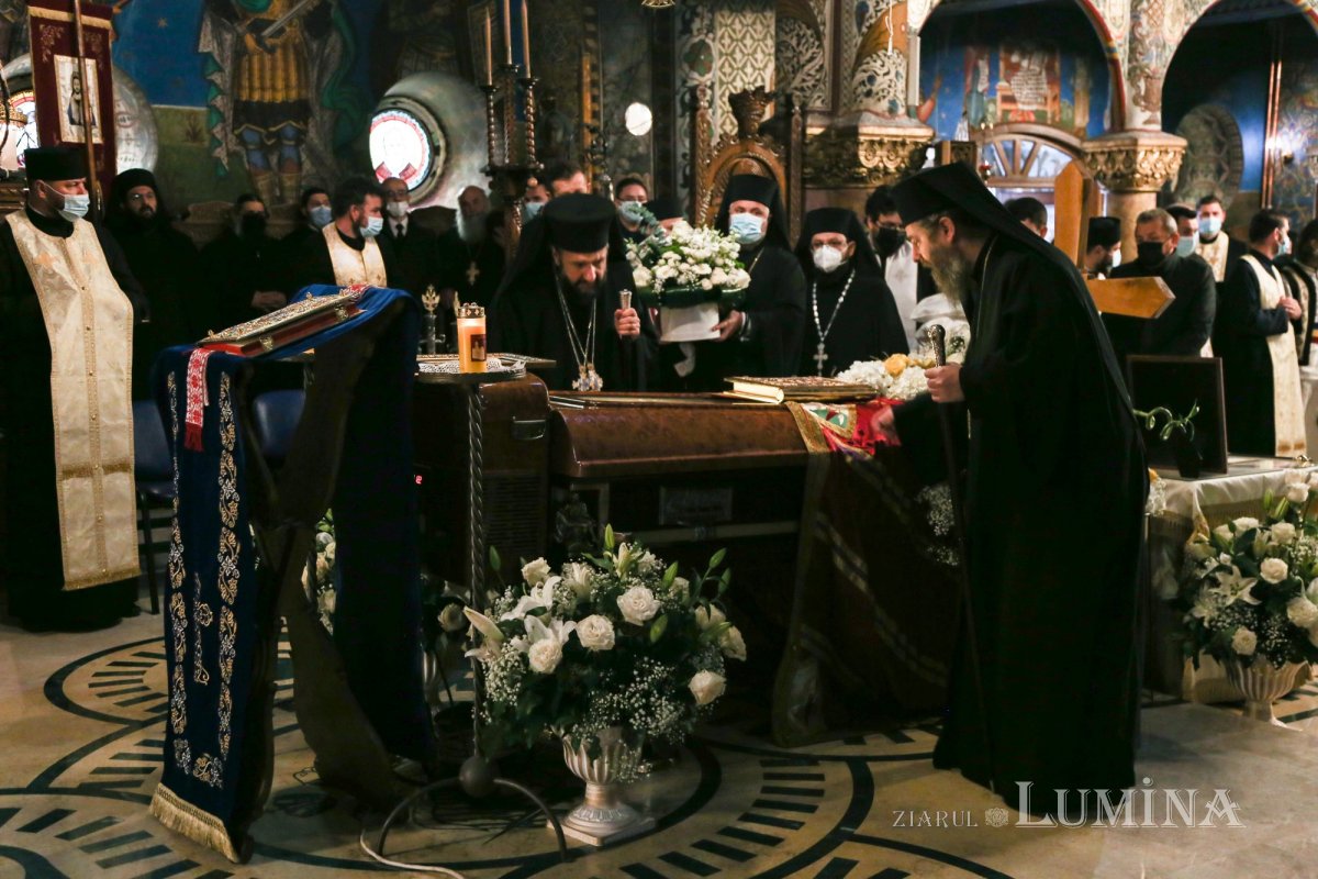 Odihnă veşnică pentru Preasfinţitul Gurie în Catedrala Episcopală din Deva 189555