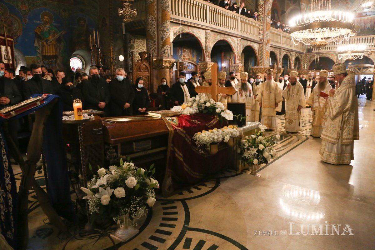 Odihnă veşnică pentru Preasfinţitul Gurie în Catedrala Episcopală din Deva 189559