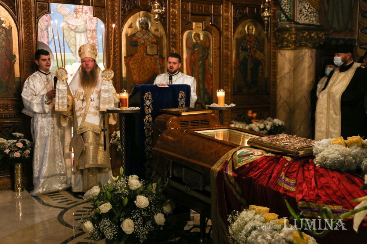 Odihnă veşnică pentru Preasfinţitul Gurie în Catedrala Episcopală din Deva 189569