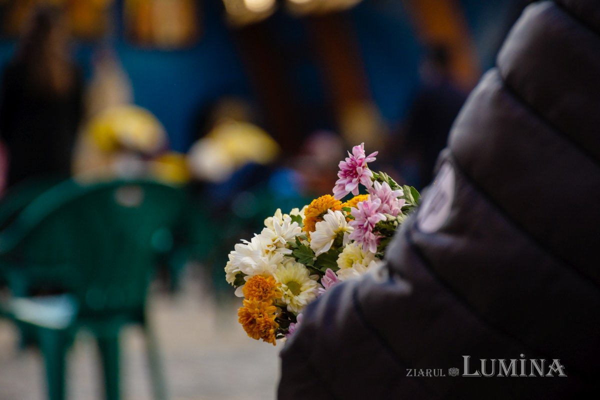 Laudă de seară în cinstea unuia dintre ocrotitorii românilor din afara granițelor 190000