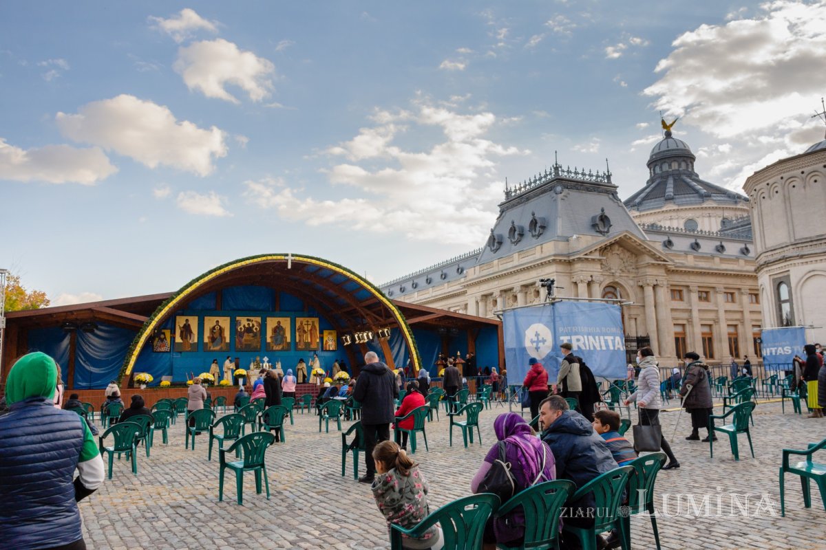 Laudă de seară în cinstea unuia dintre ocrotitorii românilor din afara granițelor 190001