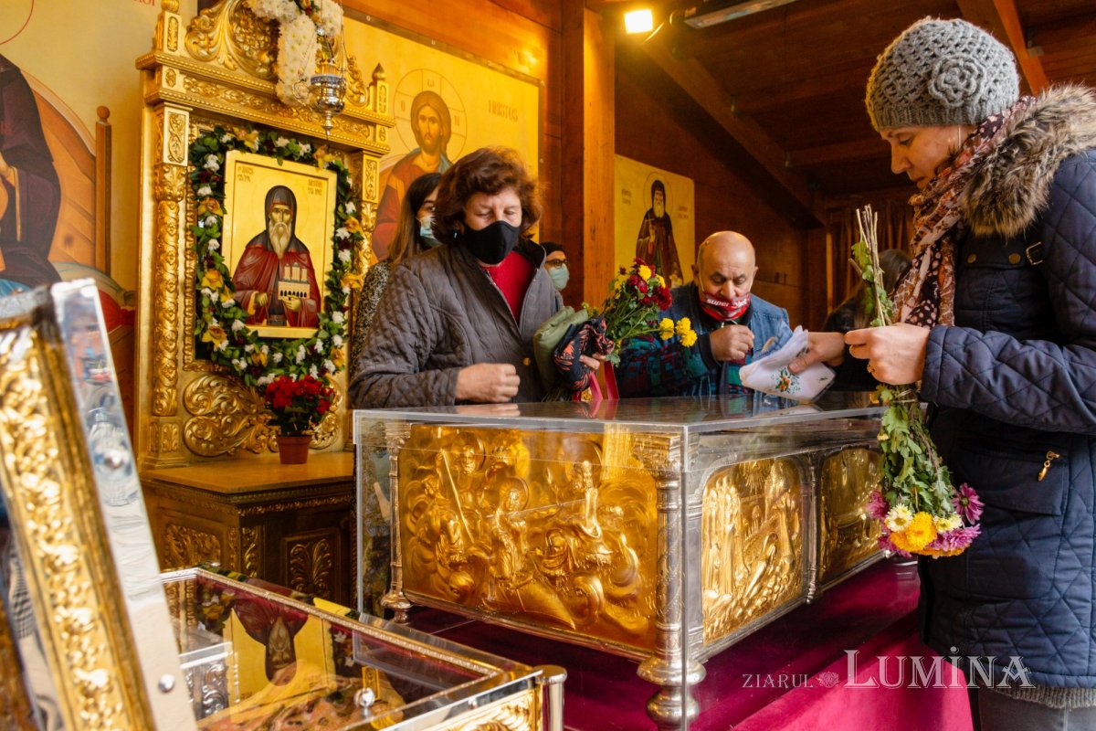 Laudă de seară în cinstea unuia dintre ocrotitorii românilor din afara granițelor 190016