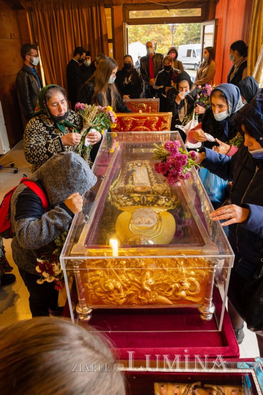 Laudă de seară în cinstea unuia dintre ocrotitorii românilor din afara granițelor 190018