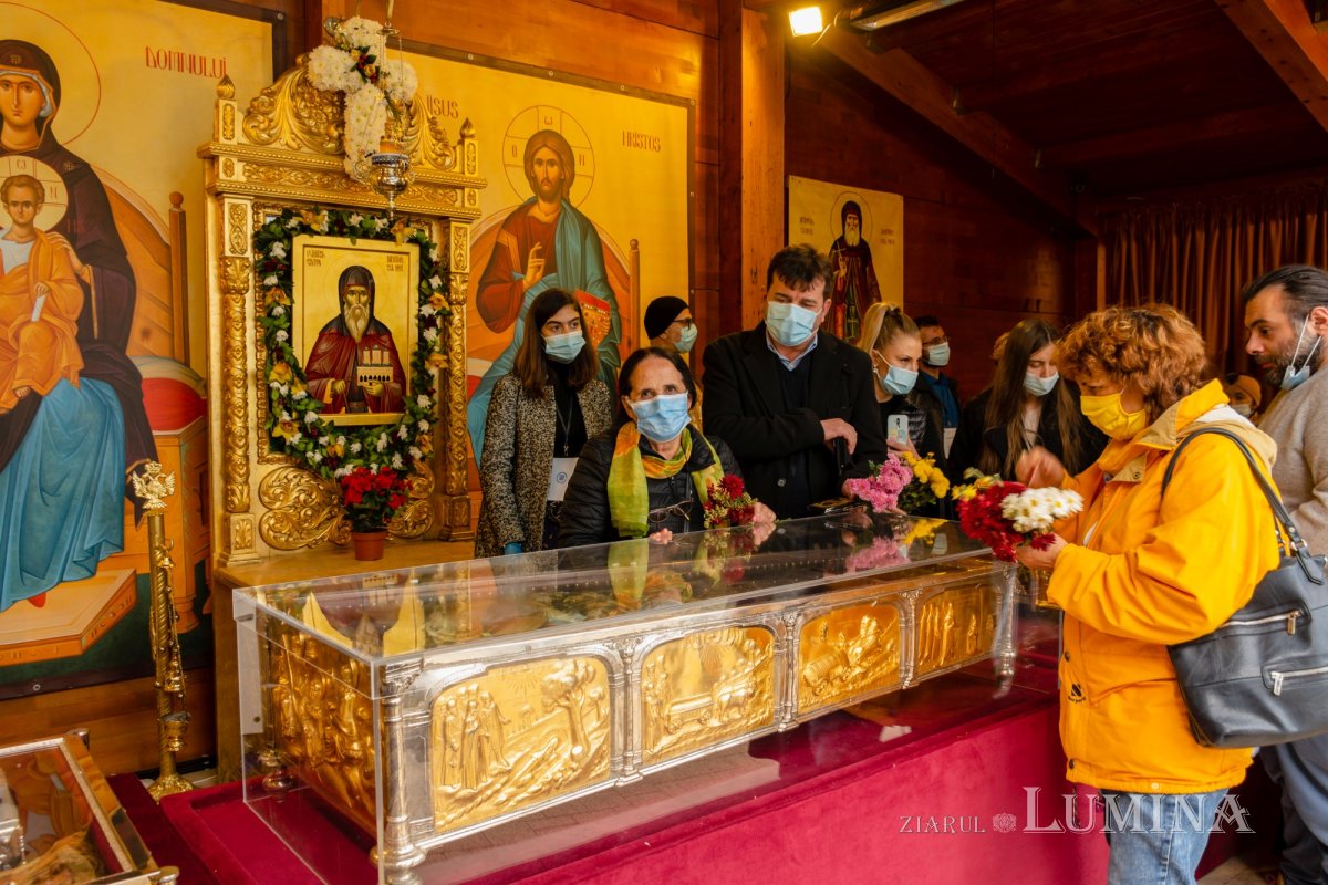 Laudă de seară în cinstea unuia dintre ocrotitorii românilor din afara granițelor 190069