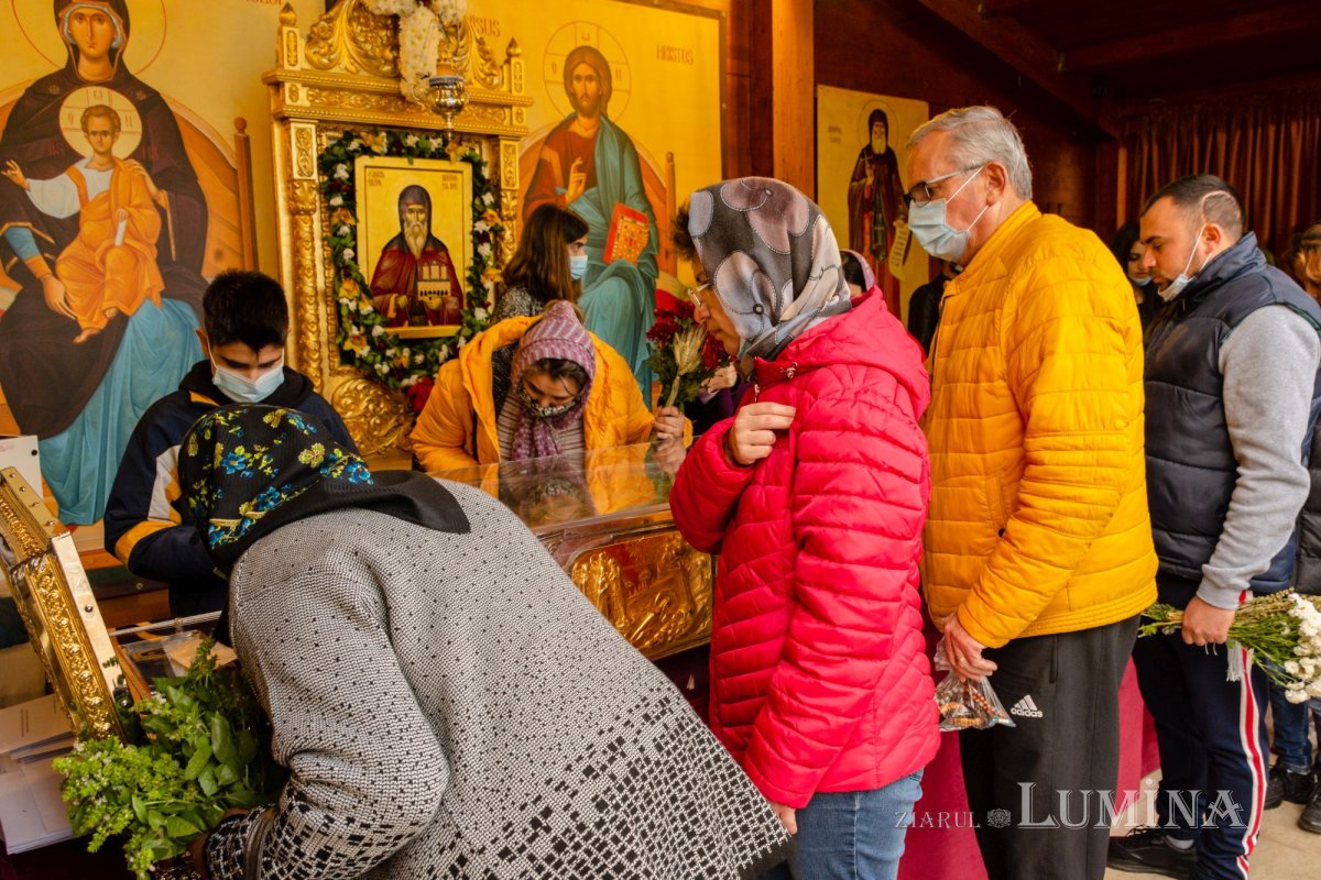 Laudă de seară în cinstea unuia dintre ocrotitorii românilor din afara granițelor 190077