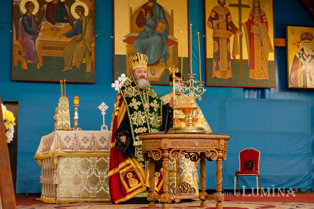 Laudă de seară în cinstea unuia dintre ocrotitorii românilor din afara granițelor 190086