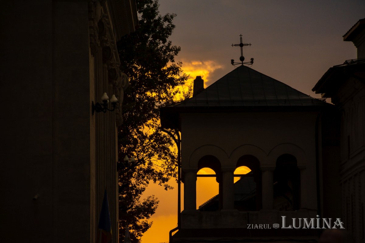 Laudă de seară în cinstea unuia dintre ocrotitorii românilor din afara granițelor 190103