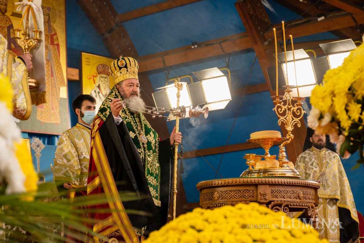 Laudă de seară în cinstea unuia dintre ocrotitorii românilor din afara granițelor 190108