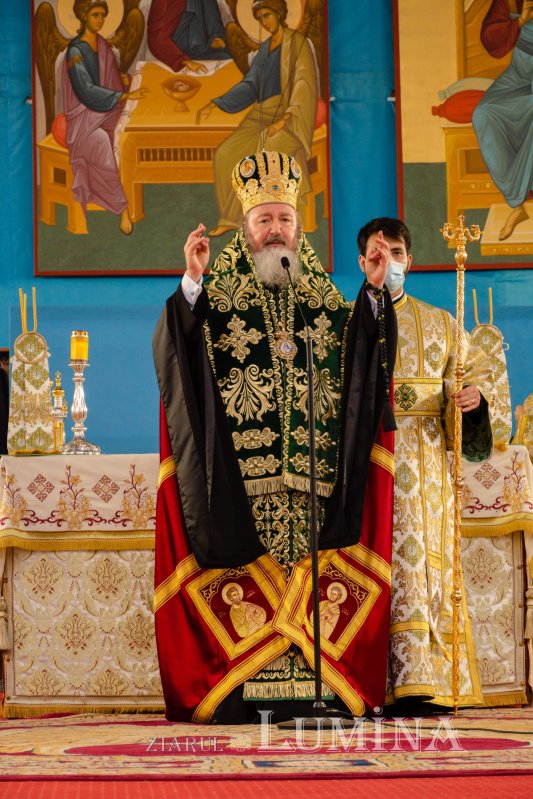 Laudă de seară în cinstea unuia dintre ocrotitorii românilor din afara granițelor 190117