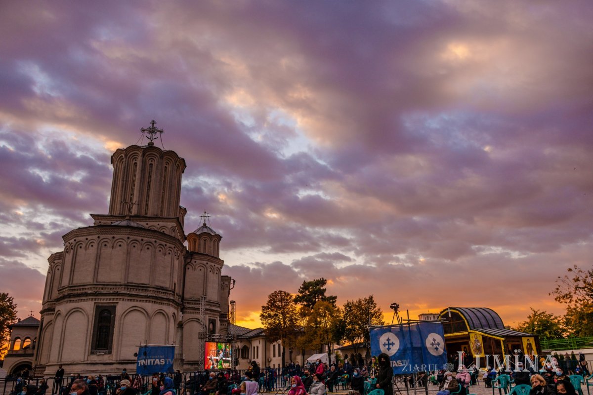 Laudă de seară în cinstea unuia dintre ocrotitorii românilor din afara granițelor 190124
