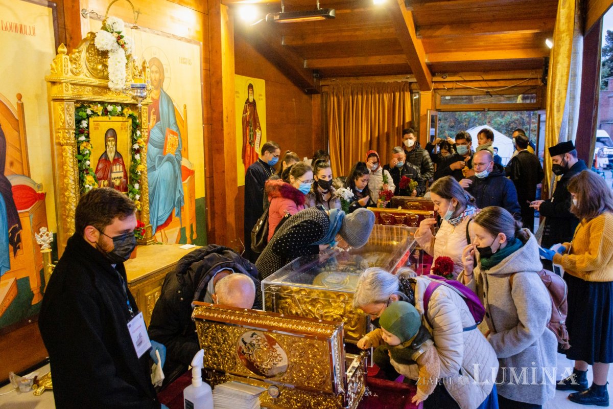 Laudă de seară în cinstea unuia dintre ocrotitorii românilor din afara granițelor 190128