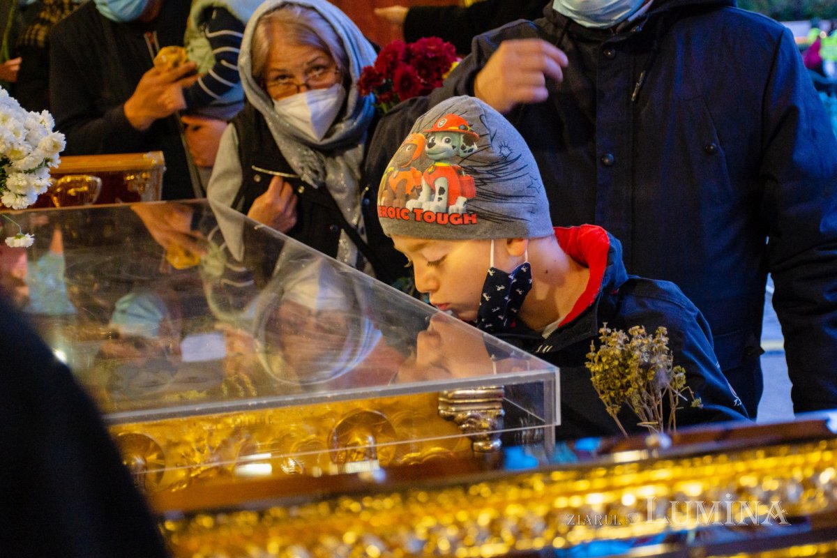 Laudă de seară în cinstea unuia dintre ocrotitorii românilor din afara granițelor 190130