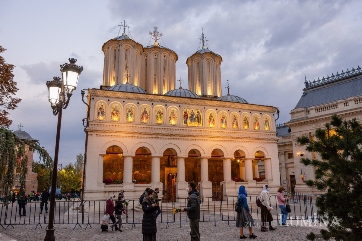 Laudă de seară în cinstea unuia dintre ocrotitorii românilor din afara granițelor 190144