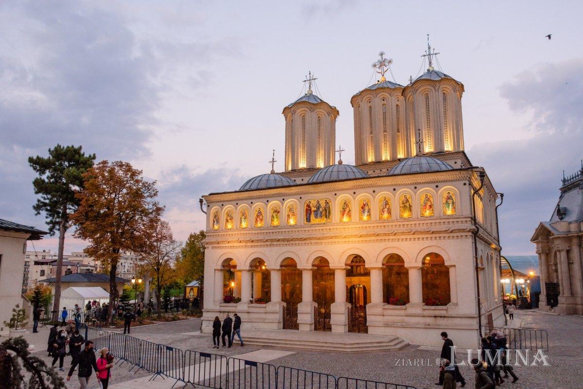 Laudă de seară în cinstea unuia dintre ocrotitorii românilor din afara granițelor 190145