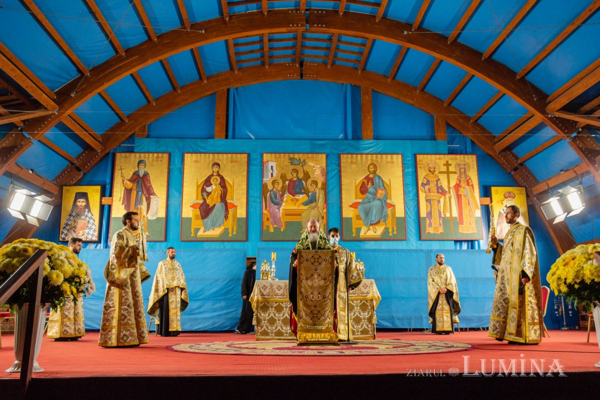 Laudă de seară în cinstea unuia dintre ocrotitorii românilor din afara granițelor 190163